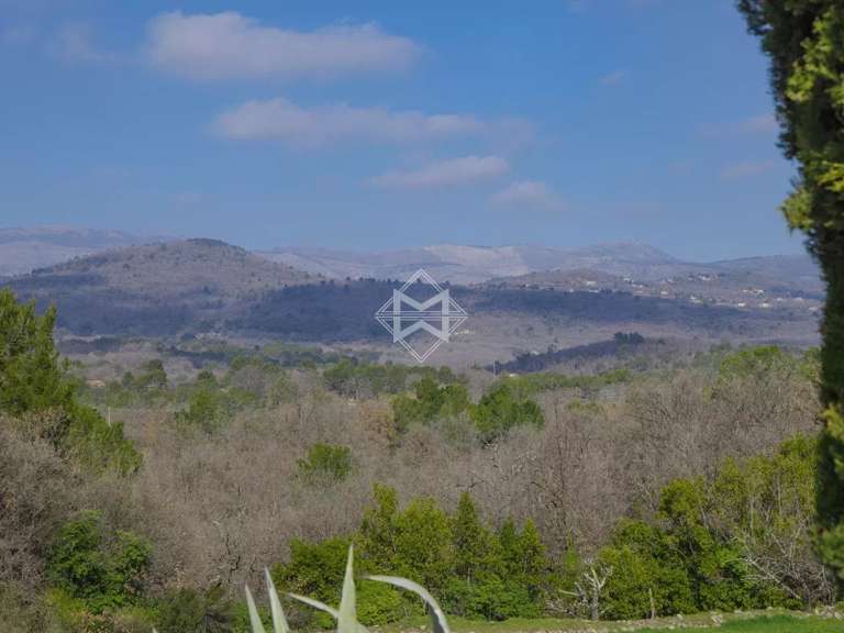 Maison Tourrettes - 4 chambres - 372m²