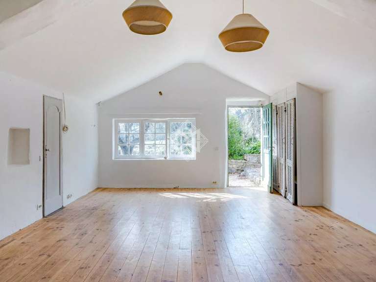 Maison Tourrettes - 4 chambres - 372m²