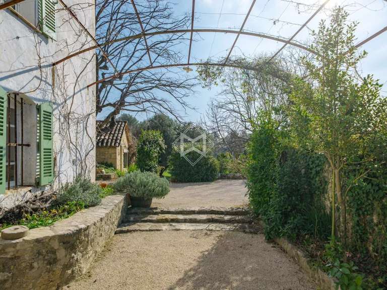 Maison Tourrettes - 4 chambres - 372m²