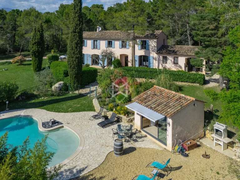 House Tourrettes - 5 bedrooms - 196m²