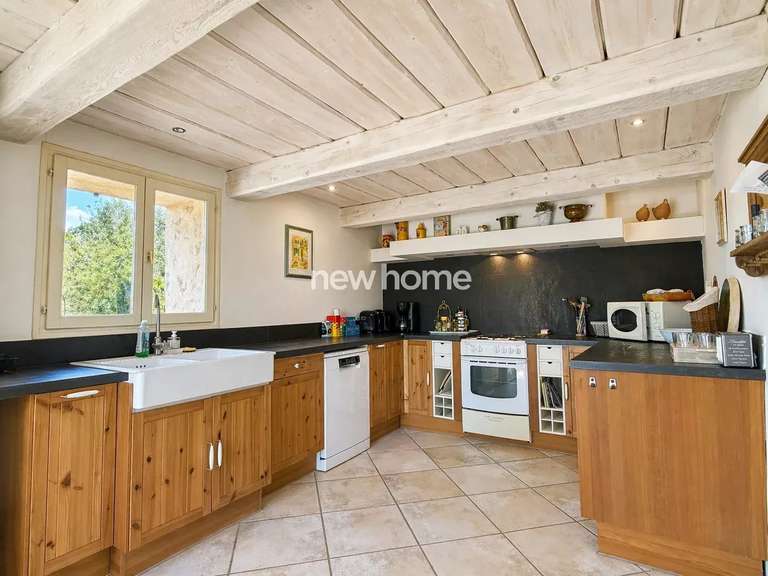 Maison Tourrettes - 3 chambres - 110m²