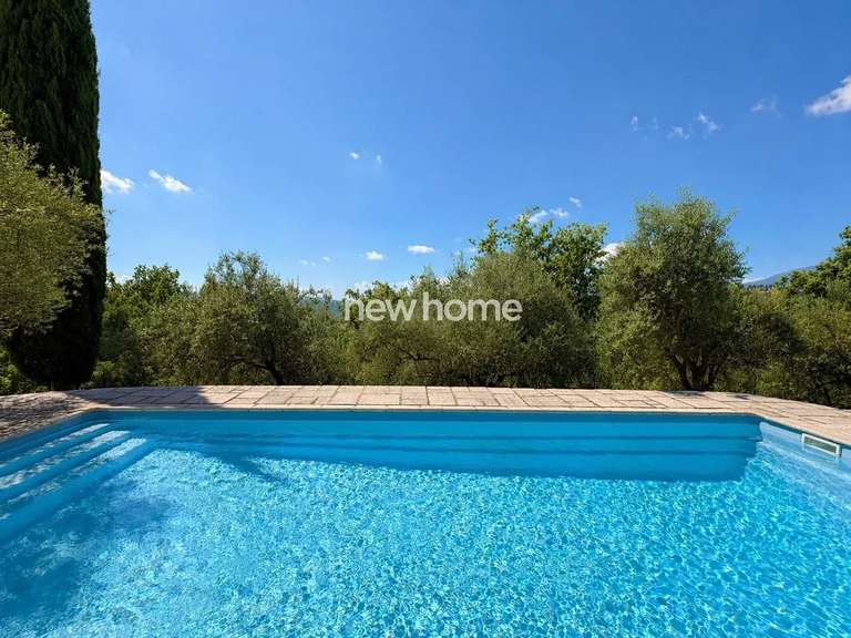 Maison Tourrettes - 3 chambres - 110m²