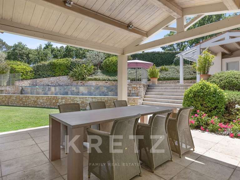 Maison Tourrettes - 2 chambres - 260m²