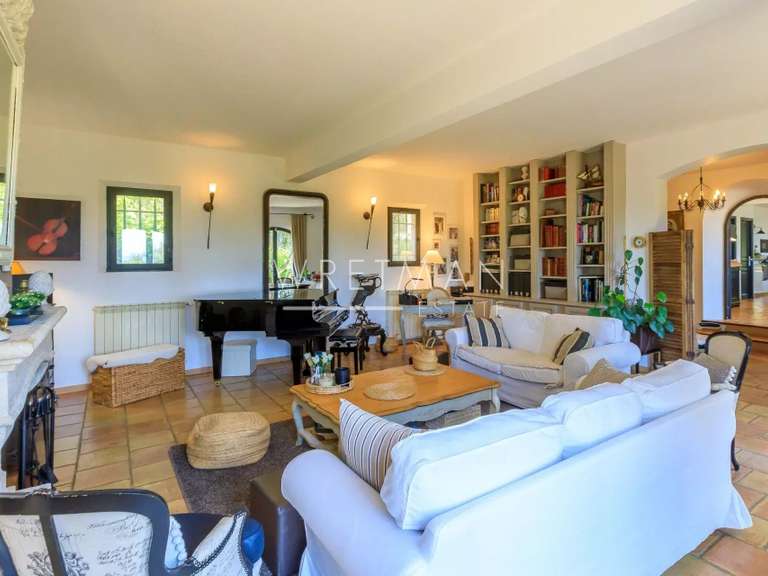 House Tourrettes - 5 bedrooms - 200m²