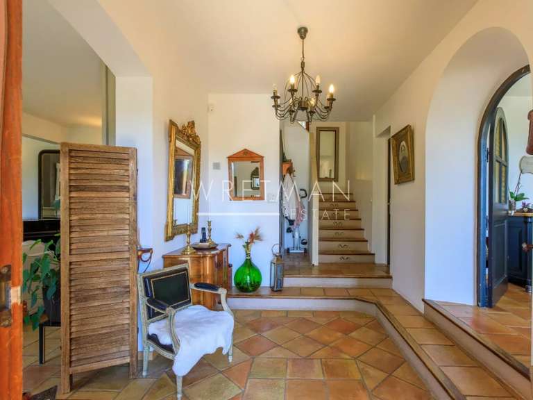 House Tourrettes - 5 bedrooms - 200m²