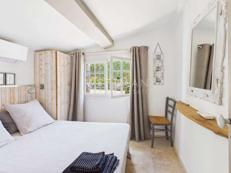 Maison Tourrettes - 3 chambres - 110m²