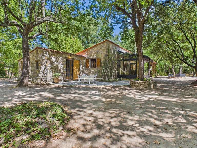 Maison Tourrettes - 4 chambres - 110m²