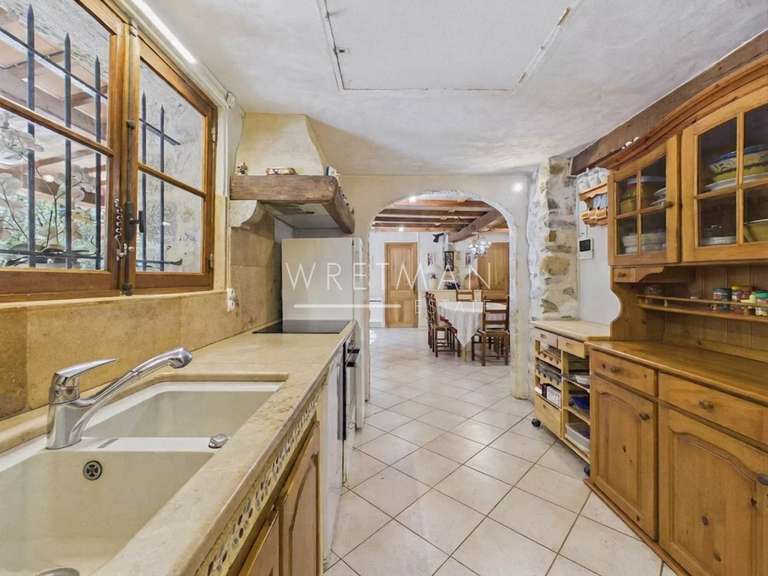 Maison Tourrettes - 4 chambres - 110m²