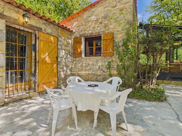 Maison Tourrettes - 4 chambres - 110m²