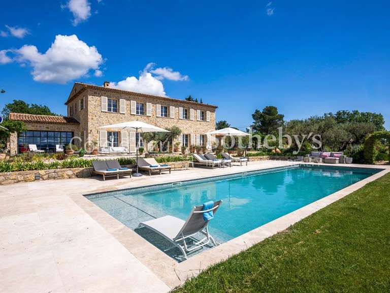Maison Tourrettes - 5 chambres - 327m²