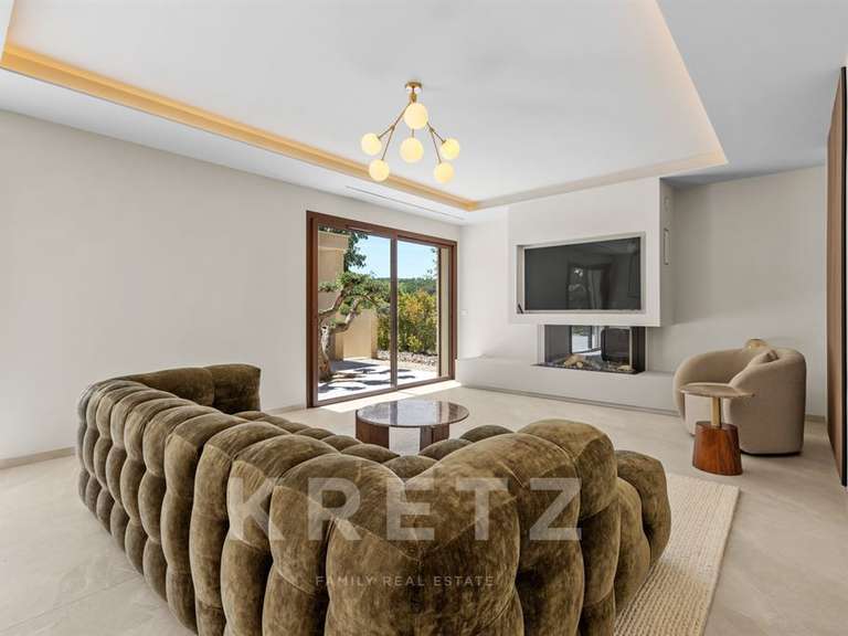 Maison Tourrettes - 4 chambres - 250m²