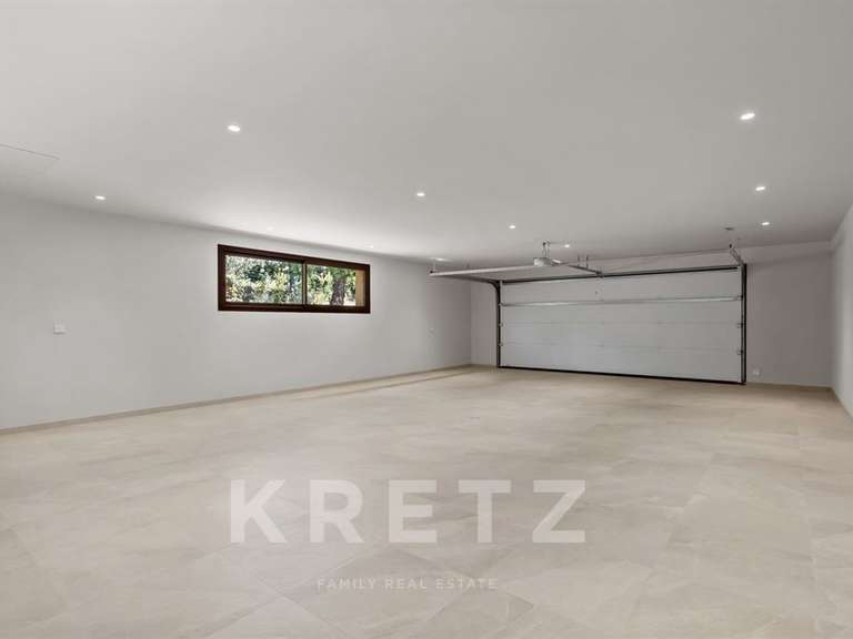 Maison Tourrettes - 4 chambres - 250m²