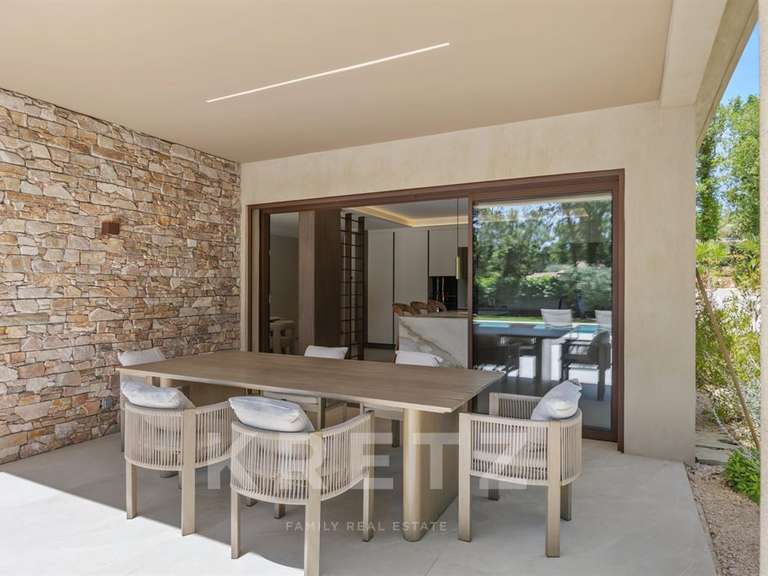Maison Tourrettes - 4 chambres - 250m²
