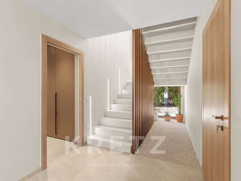 Maison Tourrettes - 4 chambres - 250m²