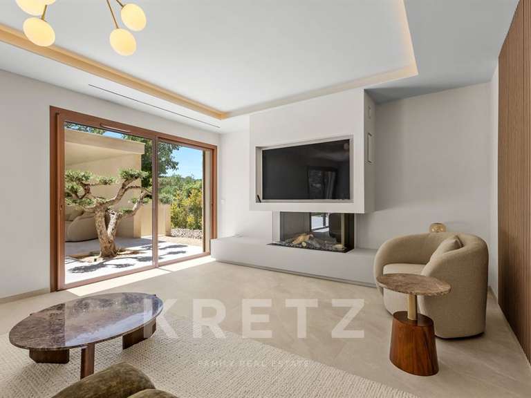Maison Tourrettes - 4 chambres - 250m²