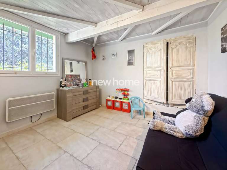 Maison Tourrettes - 3 chambres - 180m²