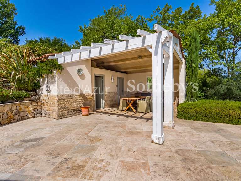 Maison Tourrettes - 2 chambres - 208m²