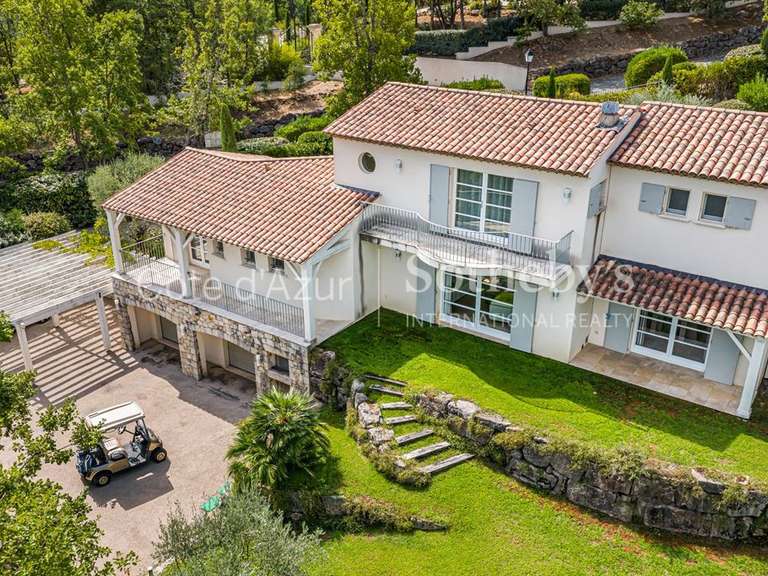 Maison Tourrettes - 2 chambres - 208m²
