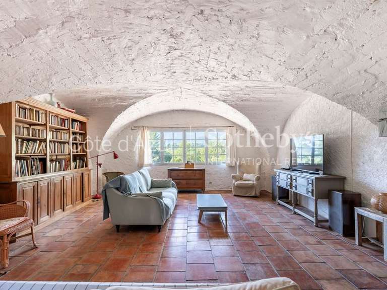 Maison Tourrettes - 4 chambres - 372m²