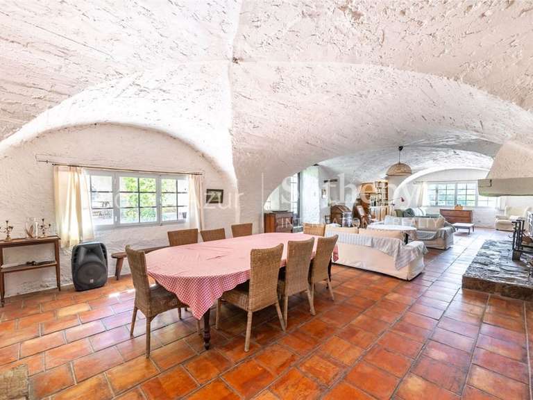 Maison Tourrettes - 4 chambres - 372m²