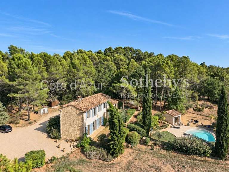 Maison Tourrettes - 5 chambres - 196m²