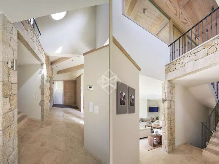 Property Tourrettes - 2 bedrooms - 309m²