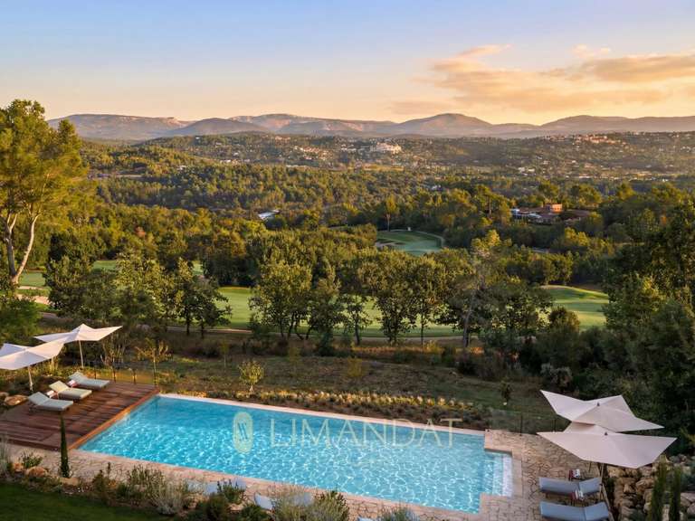 Villa Tourrettes - 6 bedrooms - 450m²