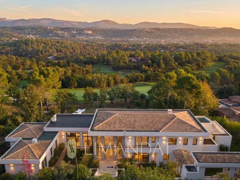 Villa Tourrettes - 6 chambres - 450m²