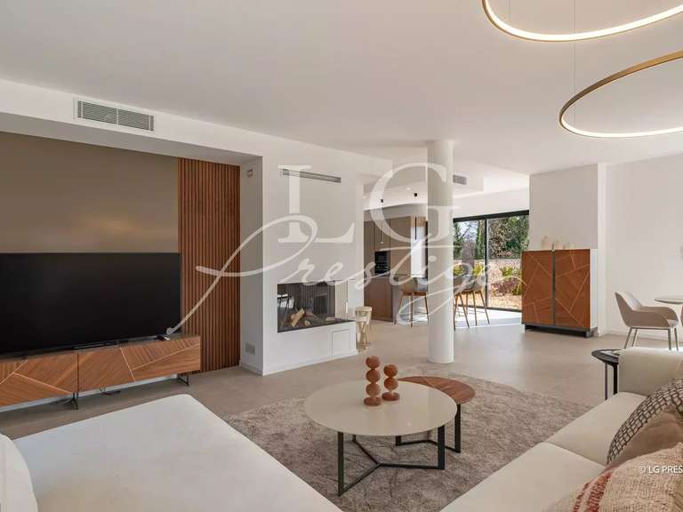 Villa Tourrettes - 4 chambres - 240m²