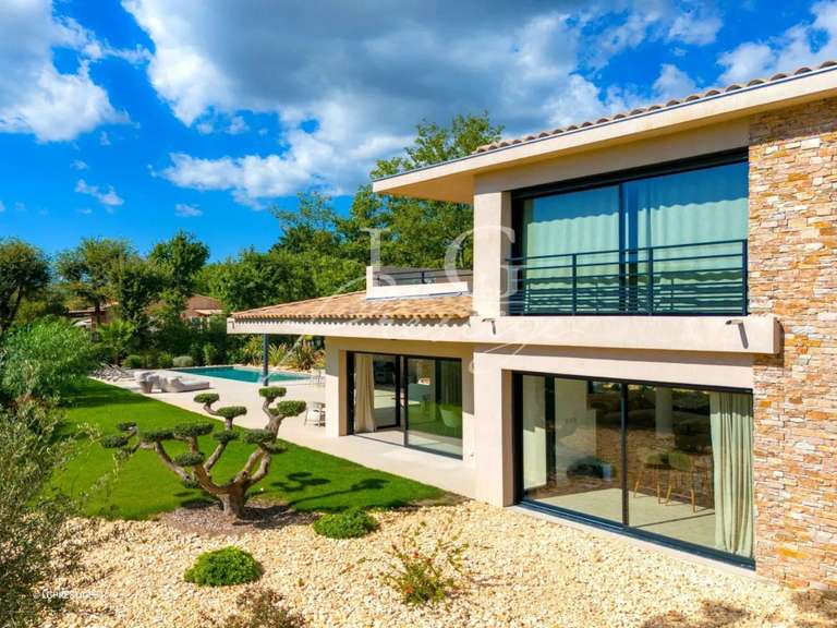 Villa Tourrettes - 4 chambres - 240m²