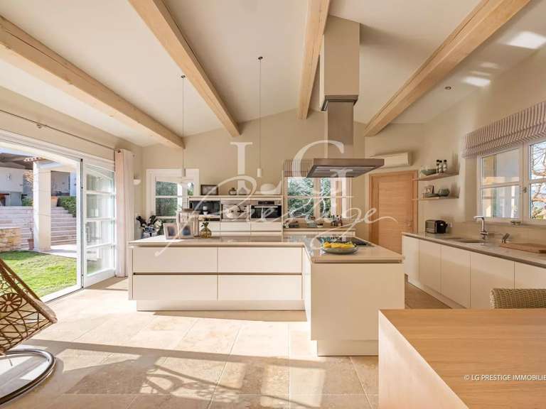 Villa Tourrettes - 2 chambres - 209m²