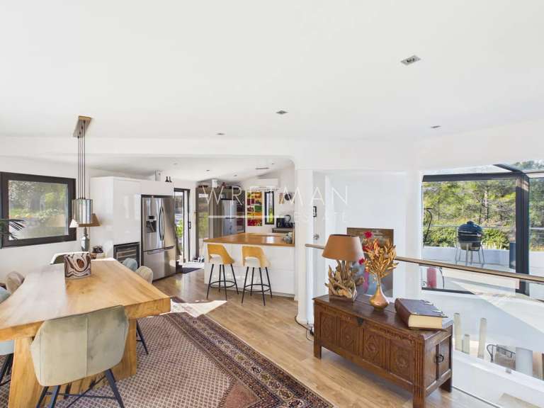 Villa Tourrettes - 4 chambres - 291m²