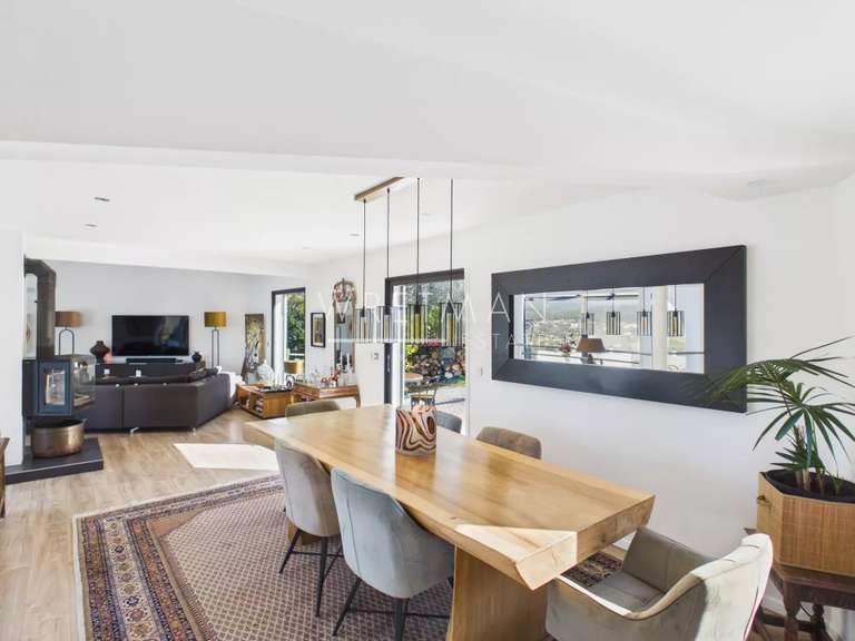 Villa Tourrettes - 4 chambres - 291m²