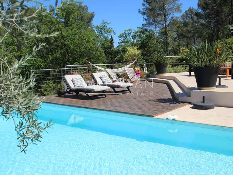 Villa Tourrettes - 4 chambres - 291m²