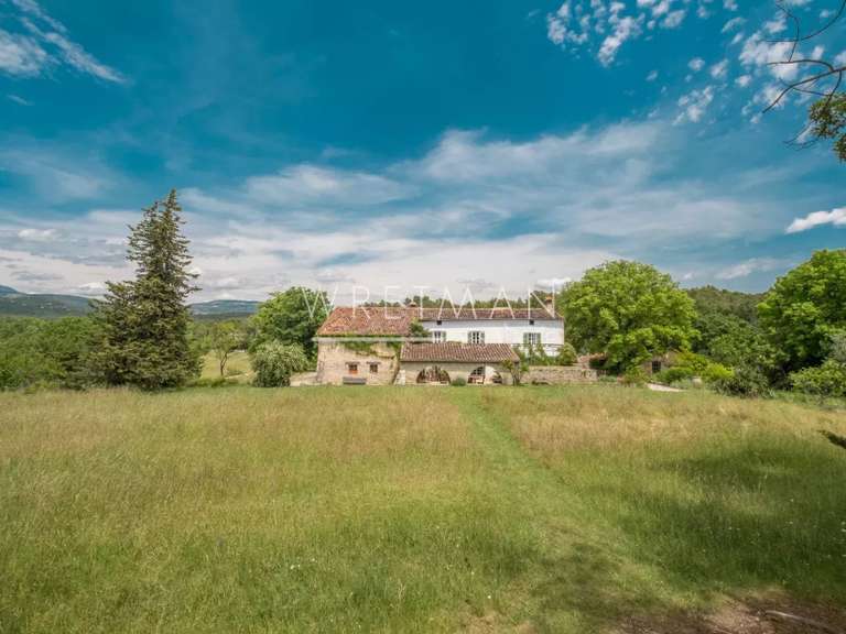 Villa Tourrettes - 6 chambres - 257m²