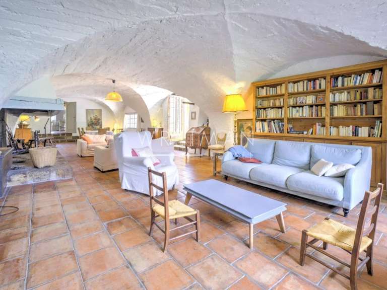 Villa Tourrettes - 6 chambres - 257m²