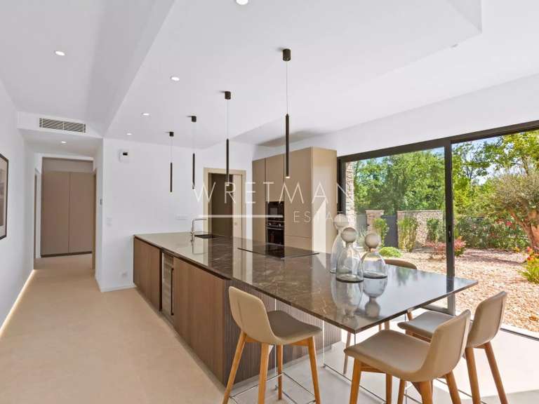 Villa Tourrettes - 5 chambres - 240m²