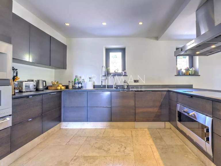 Villa Tourrettes - 5 chambres - 369m²