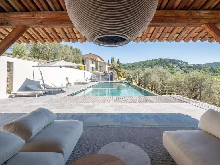 Villa Tourrettes - 5 chambres - 369m²