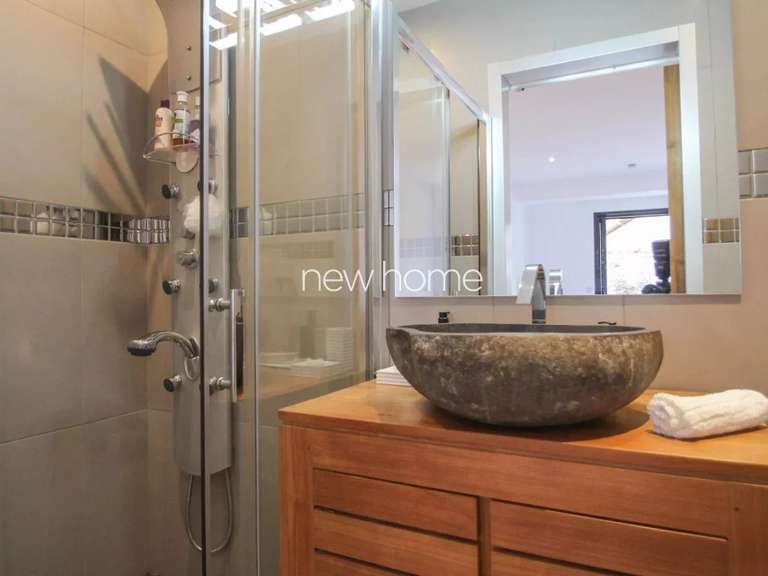 Villa Tourrettes - 4 chambres - 291m²