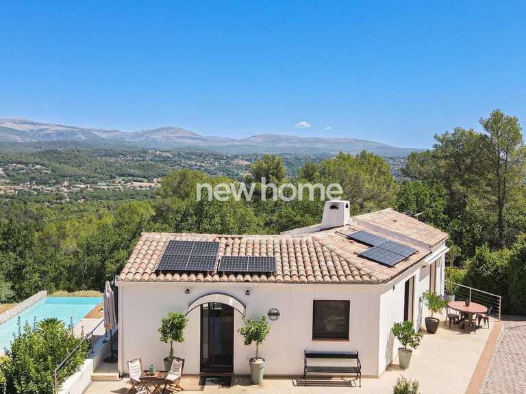 Villa Tourrettes - 4 bedrooms - 291m²
