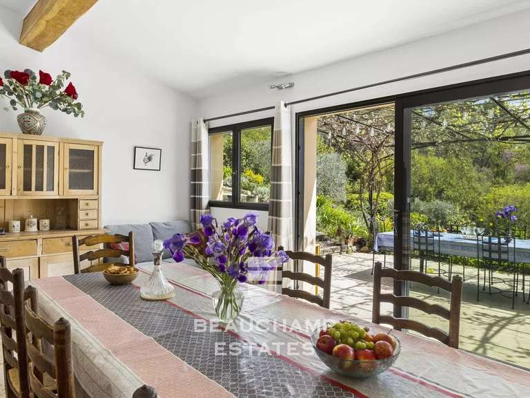 Villa Tourrettes - 9 chambres - 328m²