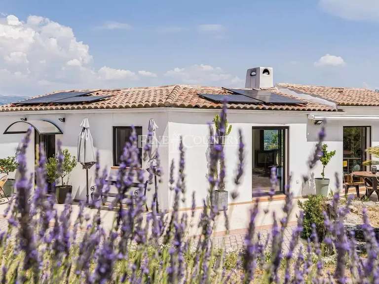 Villa Tourrettes - 4 chambres - 291m²