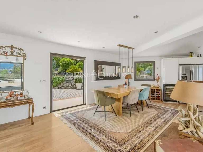 Villa Tourrettes - 4 chambres - 291m²