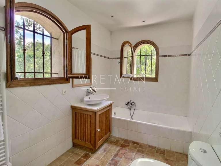 Villa Tourrettes - 4 chambres - 355m²