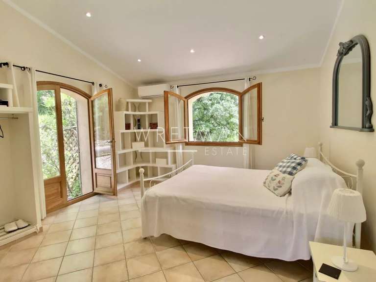 Villa Tourrettes - 4 chambres - 355m²