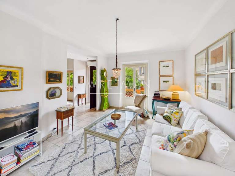 Appartement Tourrettes-sur-Loup - 3 chambres - 139m²