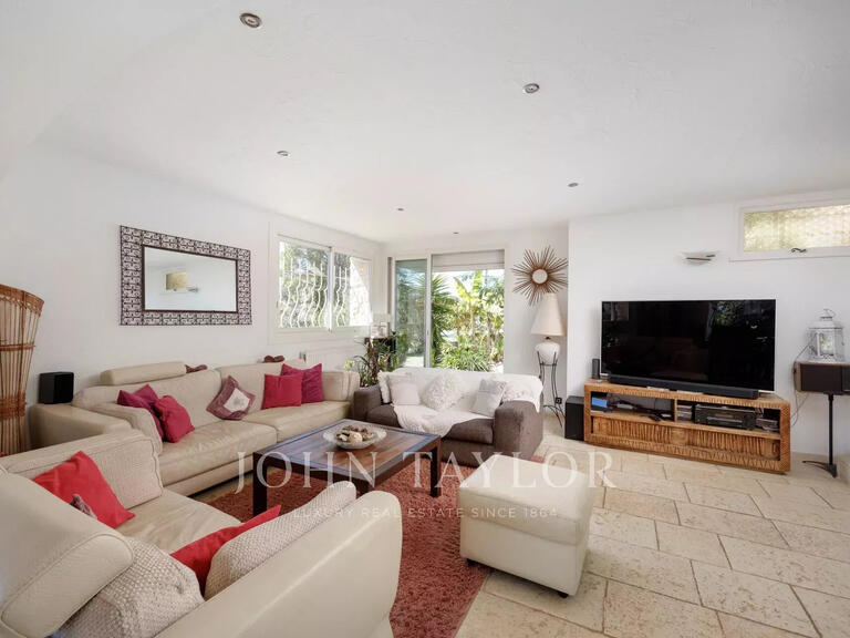 House Tourrettes-sur-Loup - 4 bedrooms - 262m²