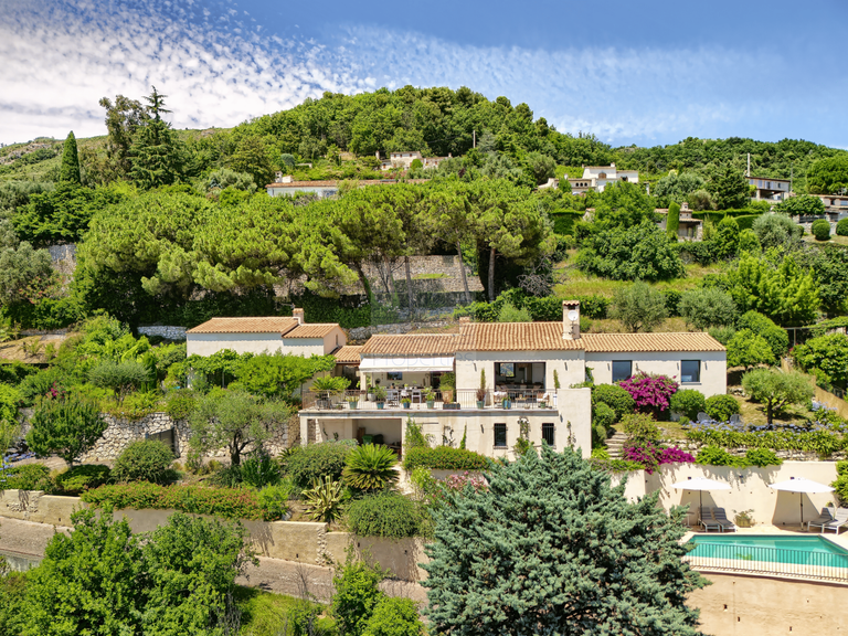 Maison Tourrettes-sur-Loup - 4 chambres - 223m²
