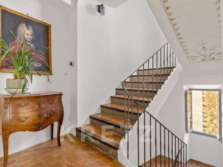 Maison Tourrettes-sur-Loup - 4 chambres - 155m²